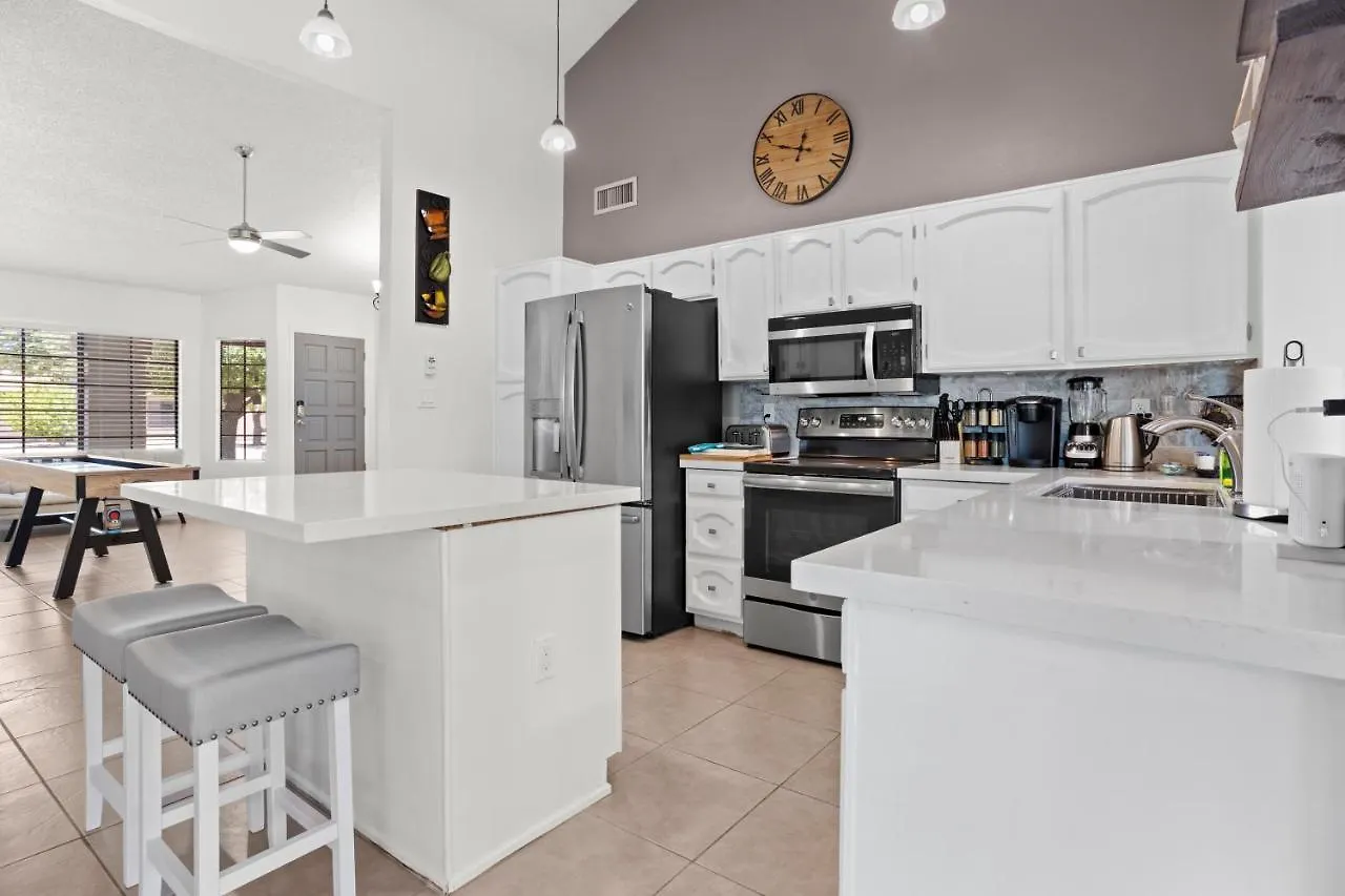 Apartment Spacious Stunning Ranch House, Hot-Tub And Private Basketball Court, Near Westworld, Tpc Scottsdale United States